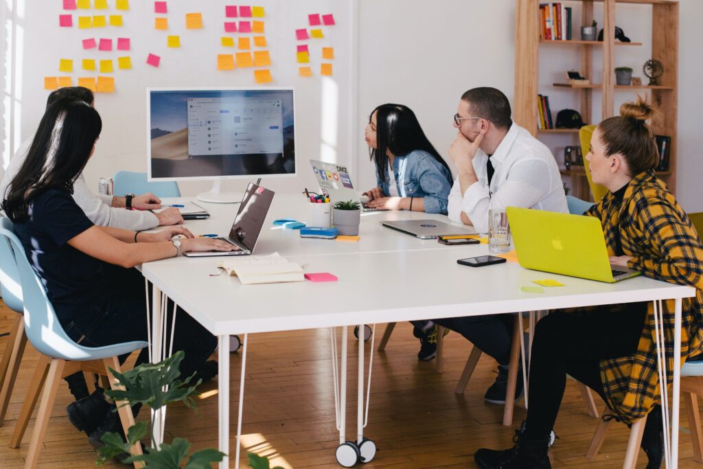 Win new web design clients by following web design trends in the web design business and by learning from other Web Designers.